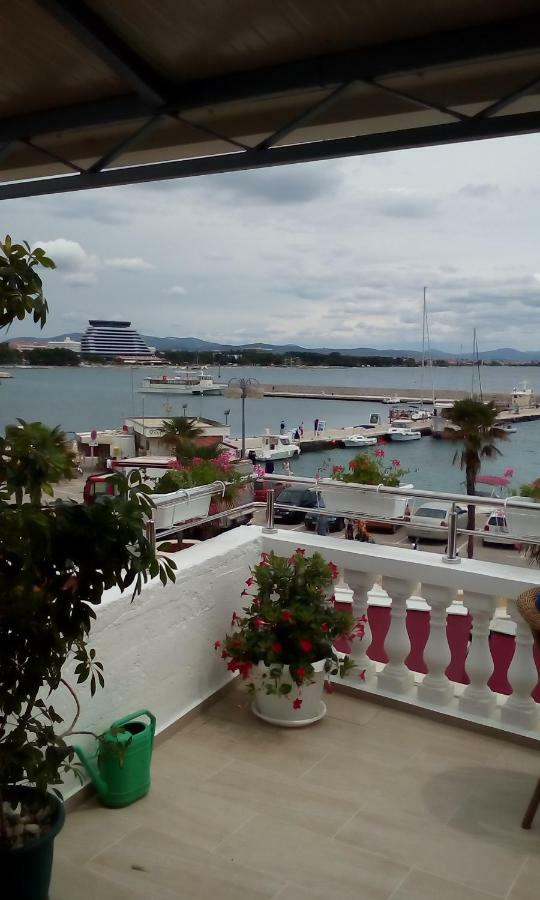 Apartman Zana Vodice Eksteriør bilde